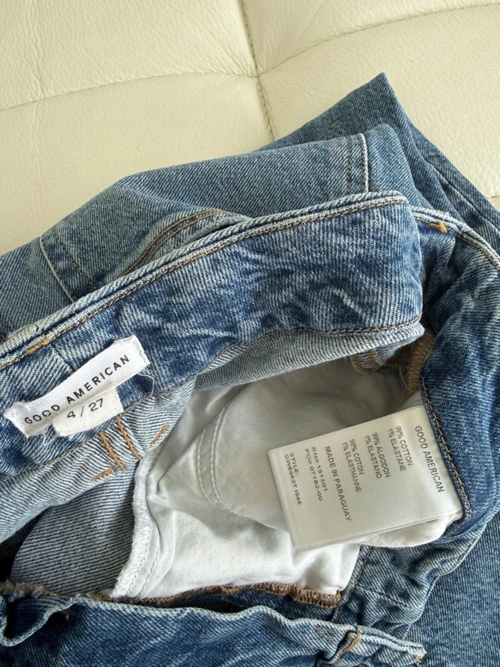 Good American Washed Blue The Weekender Jeans with Distressed Knees